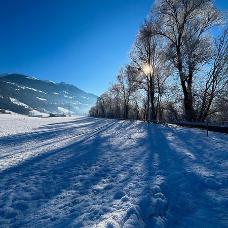 View4Two / Chalet-Apartment Zillertal Hart im Zillertal Ngoại thất bức ảnh